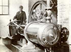 The Golzern steam engine at Hovilanhaara paper mill