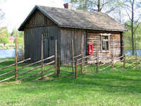 Aaku’s cottage, moved from Kinula at Jämsänkoski to the Aarresaari museum area.