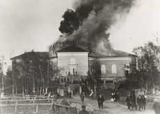 Jämsän church in fire, 24.5.1925 