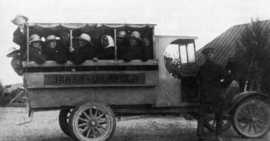 Jämsän ensimmäinen linja-auto 1923