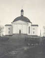   Ulkopuoleltaan valmis kirkko 1929. Kuva Jämsän seurakunnan arkistossa.