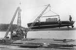 Tuntematon,  (c) Lahden kaupunginmuseon kuva-arkisto,  Kenraali R. Waldenin veneen vesillelasku Vesijärven satamassa 1930-luvulla